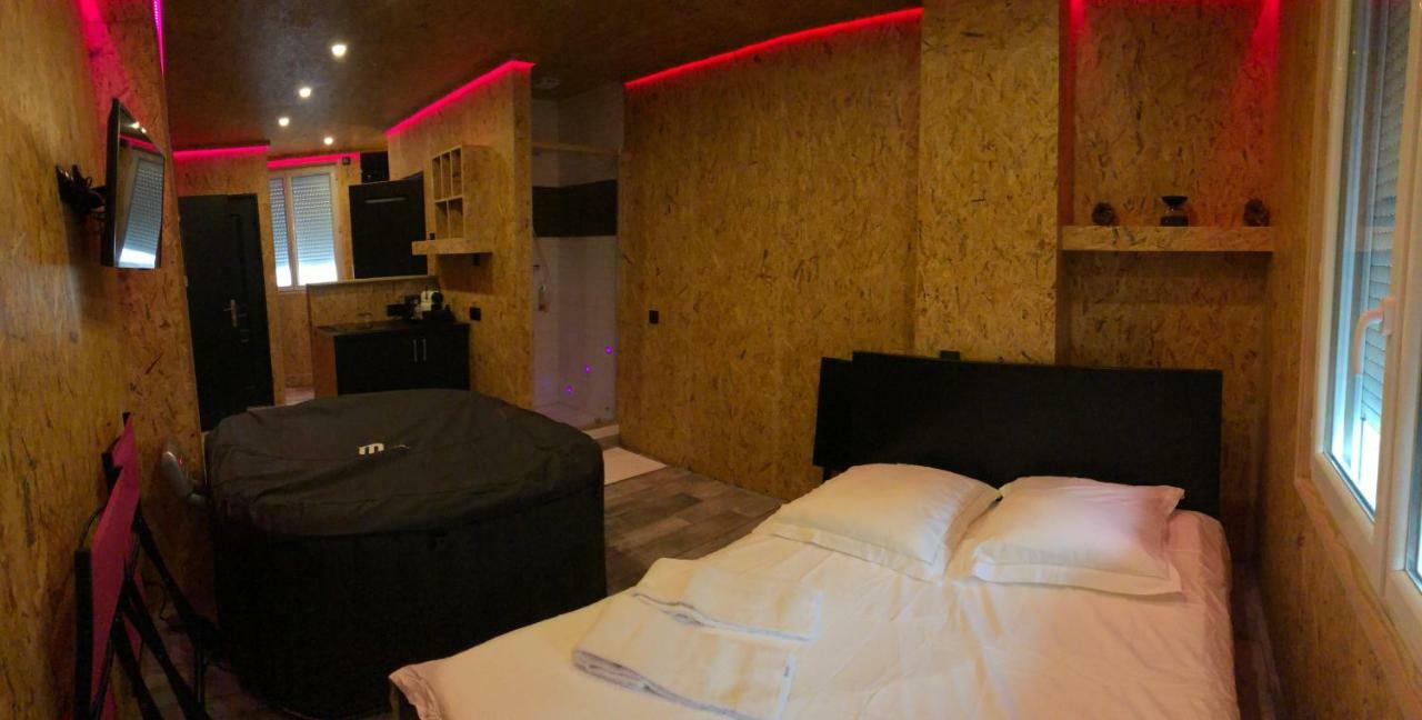 Le Boudoir Διαμέρισμα Μονρούζ Εξωτερικό φωτογραφία